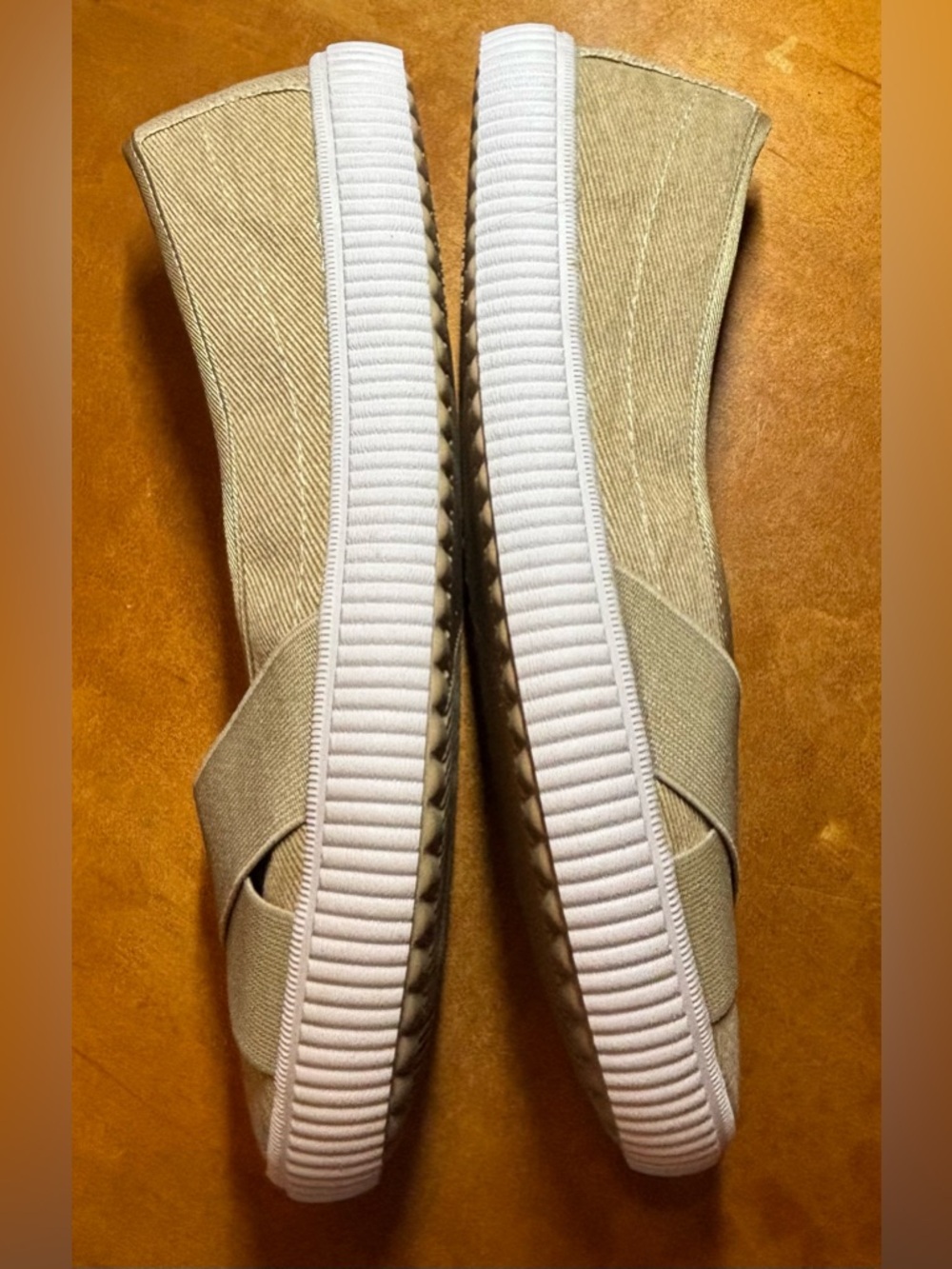 Comfortview: Catherine’s Jazlyn Slip-On Casual Flat; color khaki; size 10M. - Picture 7 of 12